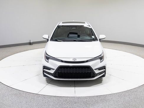 Used 2023 Toyota Corolla SE image 4