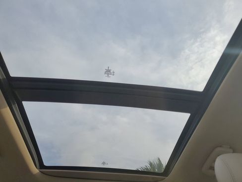 Used 2019 Lincoln Nautilus Reserve image 34