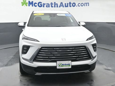 Used 2025 Buick Enclave Preferred image 4