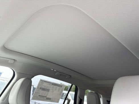 New 2026 Lincoln Aviator AWD w/ Jet Appearance Package image 25