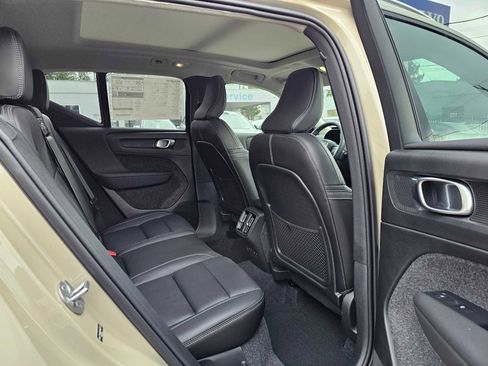 New 2025 Volvo XC40 B5 Plus w/ Climate Package image 14