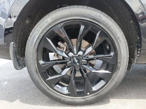 Used 2023 Kia Sorento SX AWD/4WD image 17
