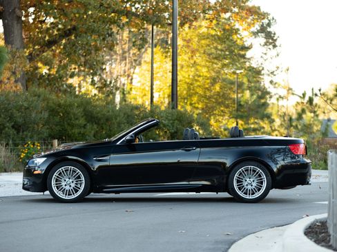 Used 2013 BMW M3 Convertible image 12