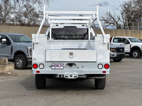 New 2026 Ford F350 XL w/ XL Chrome Package image 4