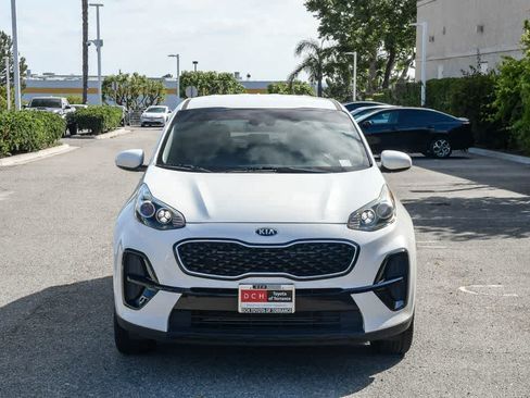 Used 2021 Kia Sportage LX FWD image 2