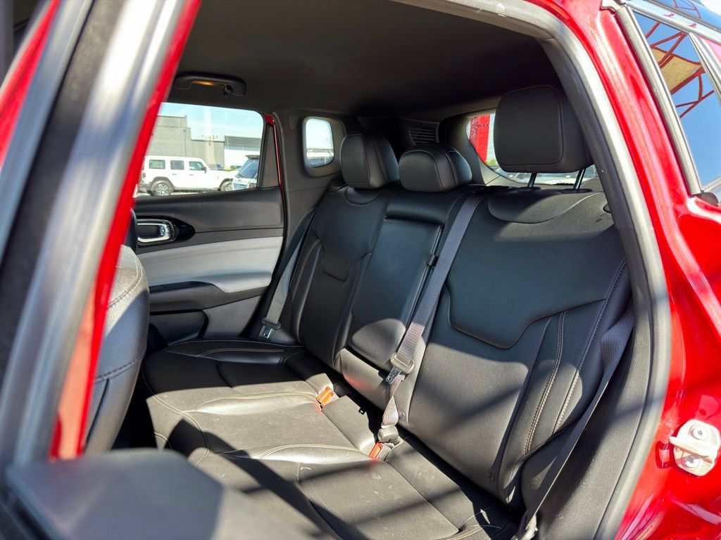 Used 2024 Jeep Compass Limited AWD/4WD image 26