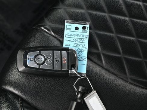 Used 2024 Ford Edge Titanium AWD/4WD image 20