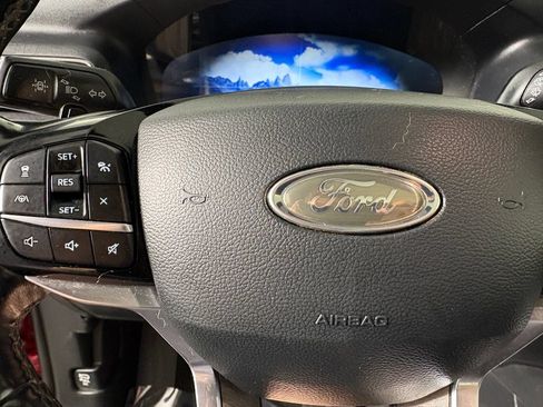 Certified 2021 Ford Explorer Platinum w/ Equipment Group 601A AWD/4WD image 24