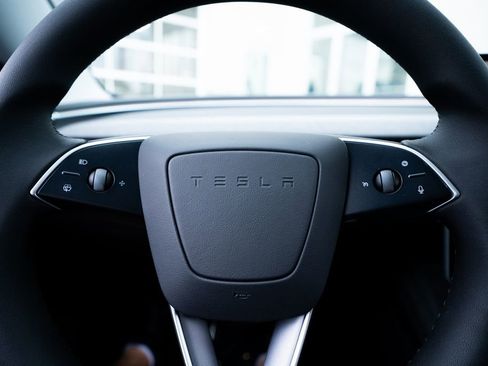Used 2026 Tesla Model 3 RWD image 28
