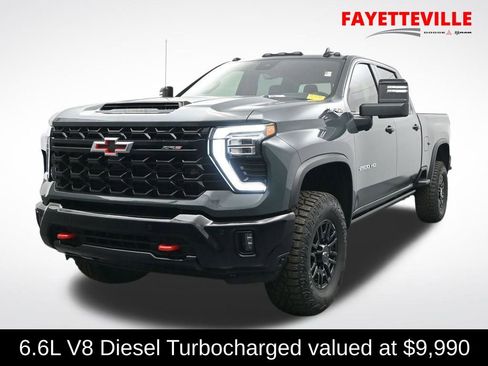 Used 2025 Chevrolet Silverado 2500 ZR2 w/ Technology Package image 1