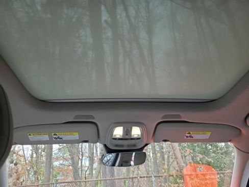 Used 2023 Volvo XC60 B5 Plus w/ Climate Package image 6