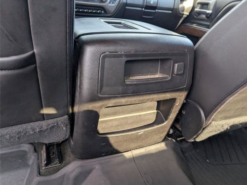 Used 2017 GMC Sierra 2500 Denali w/ Duramax Plus Package image 31