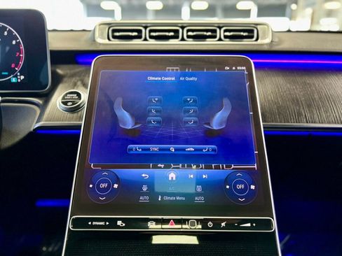 Used 2023 Mercedes-Benz S 500 4MATIC w/ AMG Line image 31