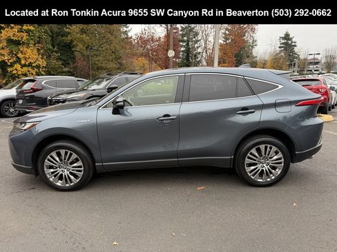 Used 2021 Toyota Venza Limited image 5