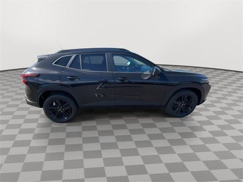 New 2025 Chevrolet Trax ACTIV w/ Driver Confidence Package image 9