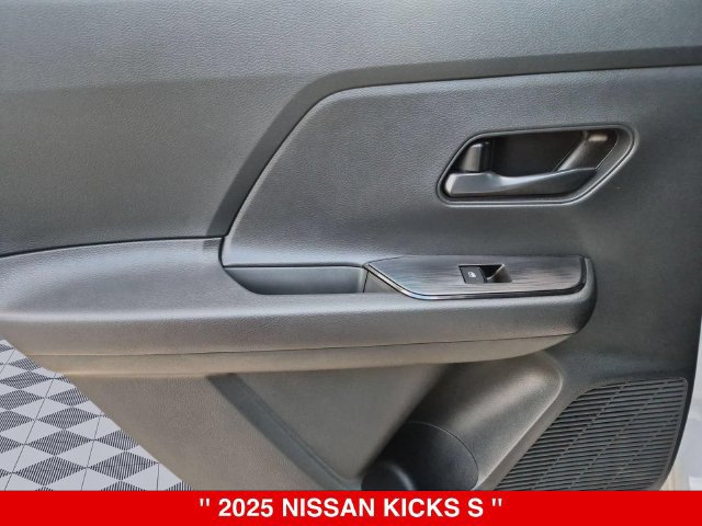 Certified 2025 Nissan Kicks S AWD/4WD image 29