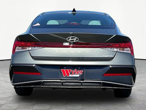 New 2026 Hyundai Elantra Limited FWD image 5