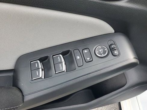 Used 2025 Honda Civic Sport image 23