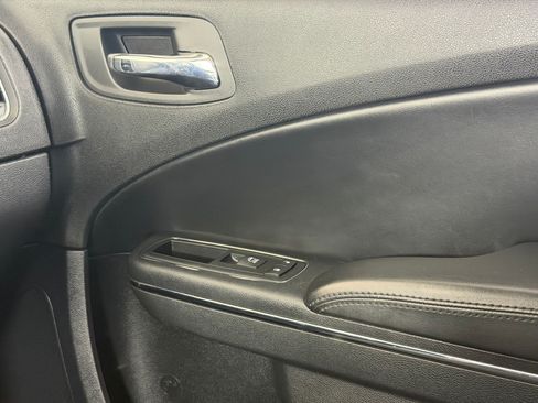 Used 2014 Dodge Charger SXT RWD image 26