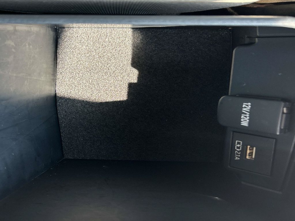 Used 2021 Toyota Corolla LE FWD image 20