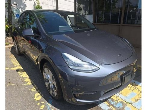 Used 2020 Tesla Model Y Long Range AWD/4WD image 2
