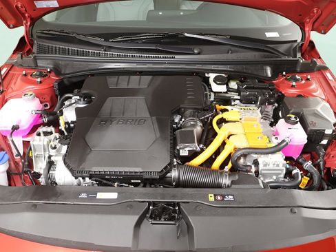 New 2025 Hyundai Elantra Limited FWD image 17