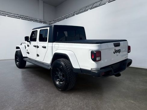 Used 2023 Jeep Gladiator Sport AWD/4WD image 3