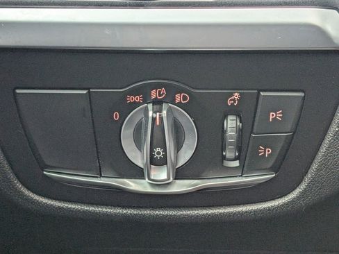 Used 2022 BMW X4 xDrive30i w/ Convenience Package image 23