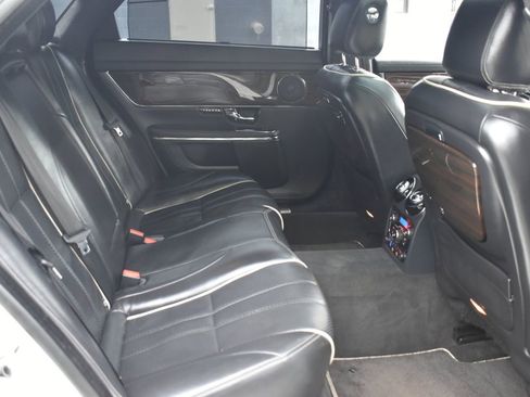 Used 2013 Jaguar XJ L Supercharged image 41