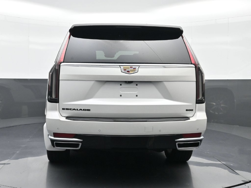 Used 2023 Cadillac Escalade Premium Luxury RWD image 7