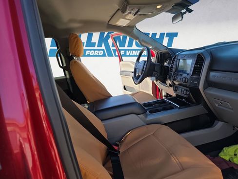 Used 2021 Ford F250 XLT w/ XLT Premium Package image 15