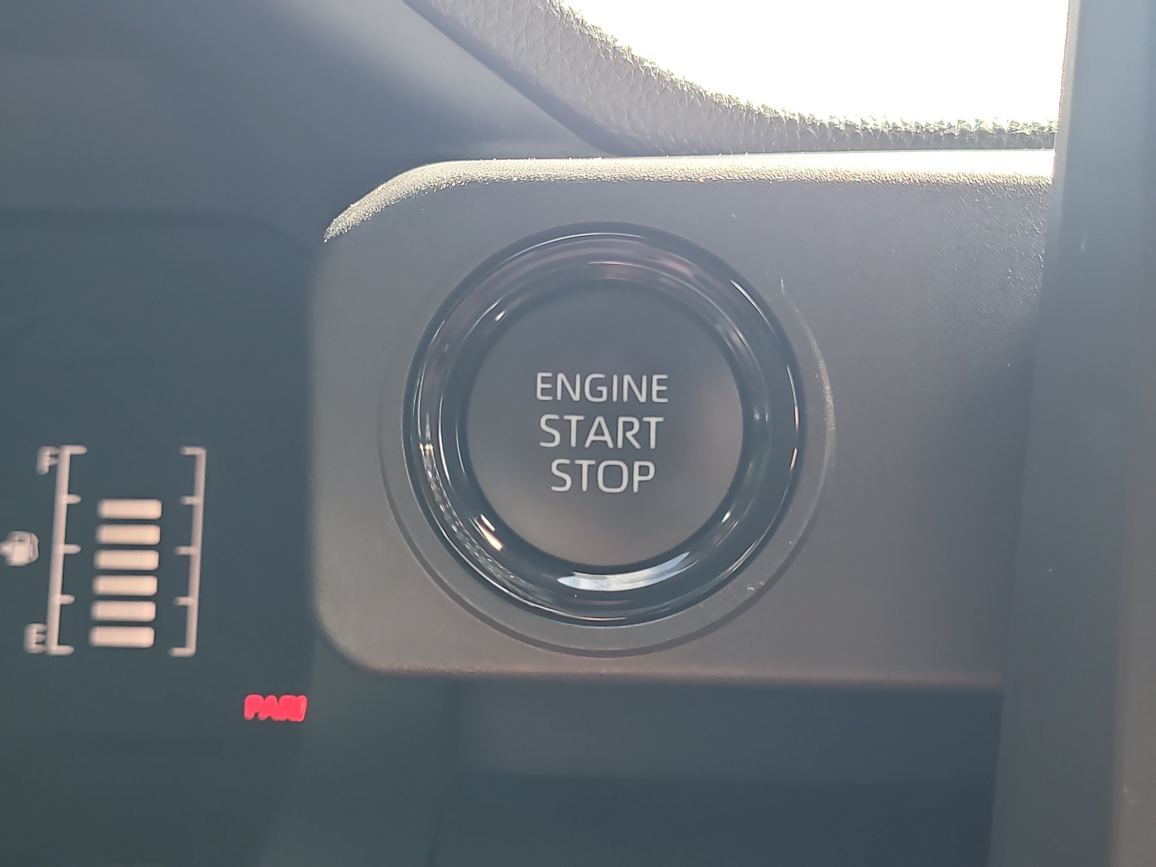 Used 2025 Toyota Tacoma SR5 RWD image 27