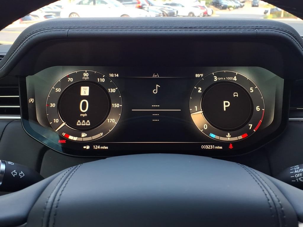Certified 2026 Land Rover Range Rover SE AWD/4WD image 14