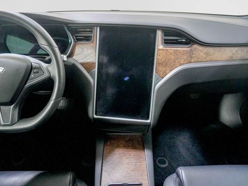 Used 2021 Tesla Model S Long Range Plus AWD/4WD image 22