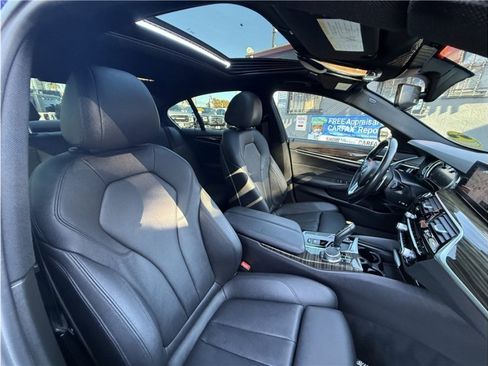 Used 2017 BMW 530i image 33