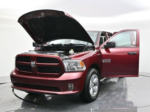 Used 2018 RAM 1500 Express w/ Express Value Package image 57
