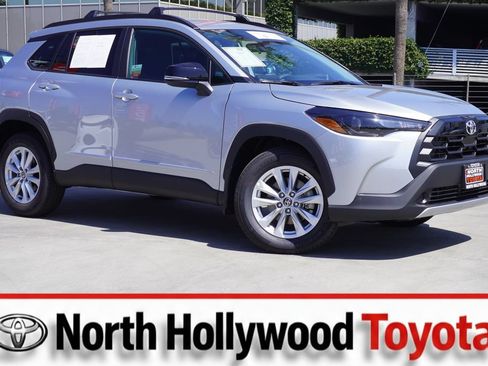 Certified 2026 Toyota Corolla Cross LE FWD image 1