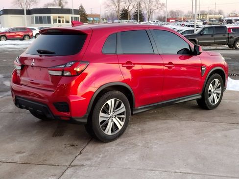 Used 2020 Mitsubishi Outlander Sport ES image 5