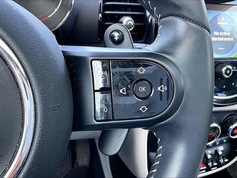 Used 2023 MINI Cooper Clubman S FWD image 12