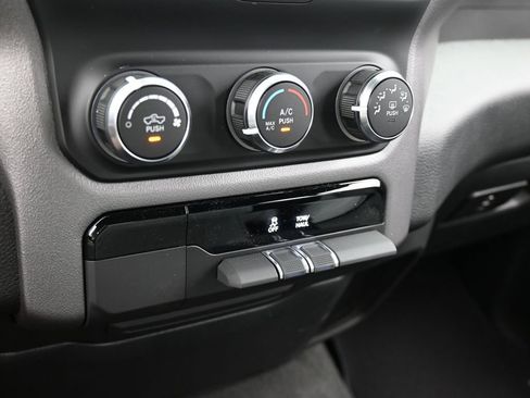 Used 2024 RAM 1500 Big Horn image 23