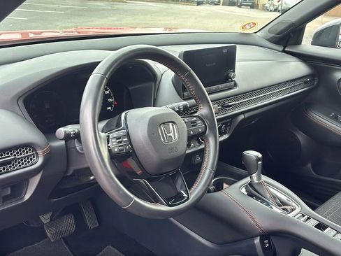 Used 2025 Honda HR-V Sport image 23