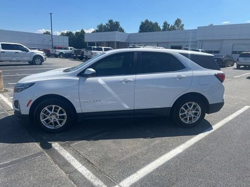 Used 2022 Chevrolet Equinox LT FWD image 4