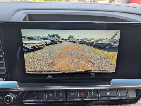 Used 2024 GMC Sierra 1500 SLE RWD image 28