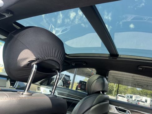 Used 2018 Genesis G80 3.3T Sport AWD/4WD image 18