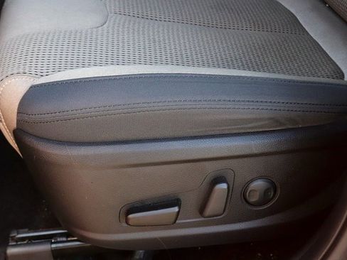 Used 2022 Hyundai Santa Fe SEL w/ Cargo Package image 15