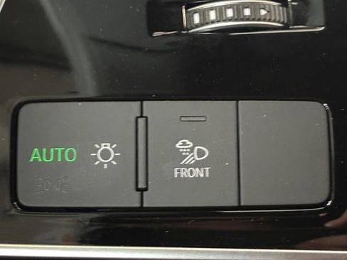 Used 2025 Audi Q8 Premium Plus AWD/4WD image 35
