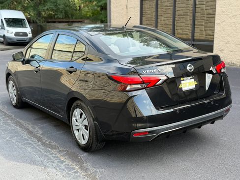 Used 2021 Nissan Versa S FWD image 6