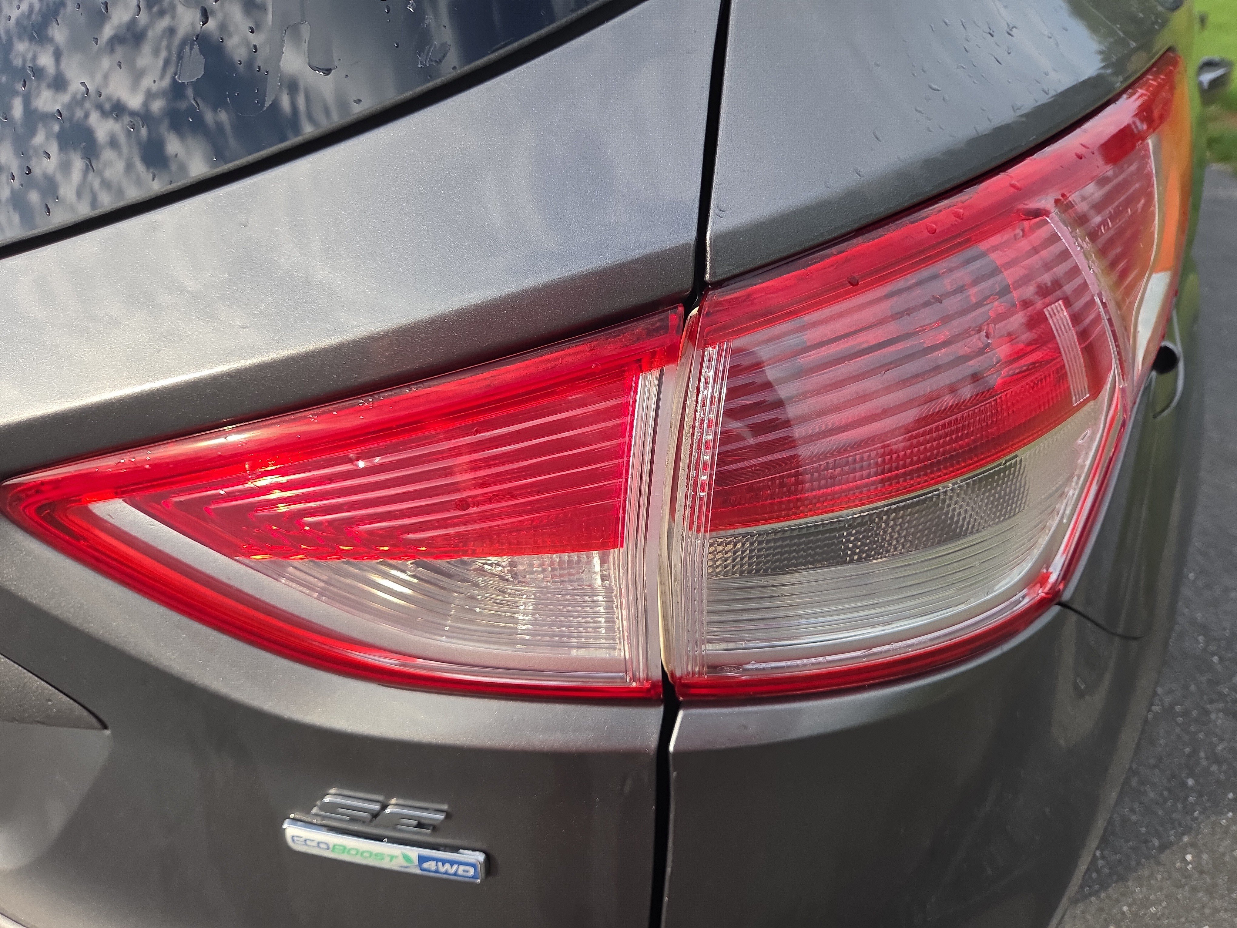 Used 2014 Ford Escape SE AWD/4WD image 14