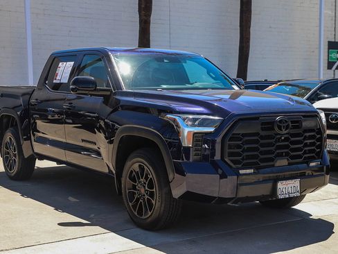 Used 2025 Toyota Tundra Limited w/ TRD Off-Road Package AWD/4WD image 3