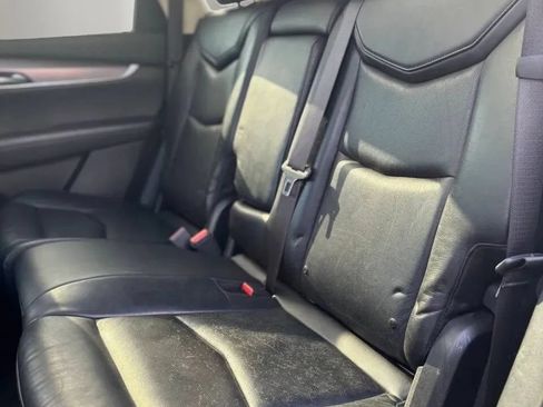 Used 2017 Cadillac XT5 Luxury AWD/4WD image 16